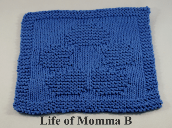 Flower dishcloth made from a free pattern | Life of Momma B