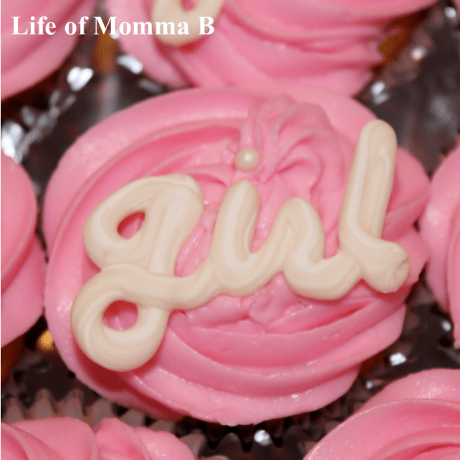 baby girl cupcake